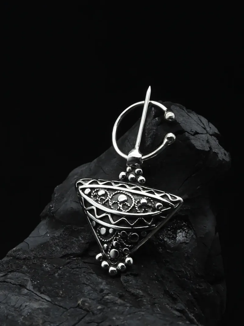 Tazrzit – Handcrafted Amazigh Pendant in Sterling Silver